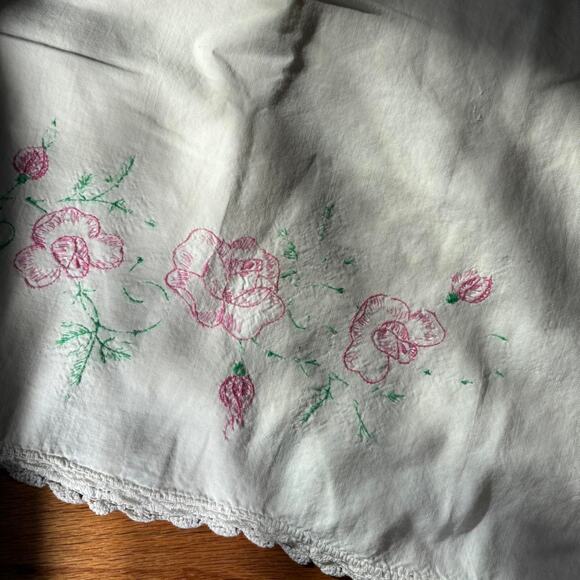 Vintage Handmade Embroidered Pink Flower Single Pillow Case Crochet Hem - Picture 1 of 5